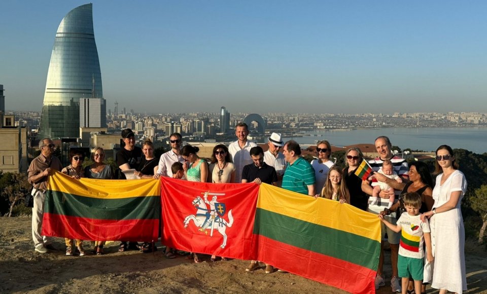 BAKU MIESTE VALSTYBĖS DIENOS PROGA SUGIEDOTA „TAUTIŠKA GIESMĖ“