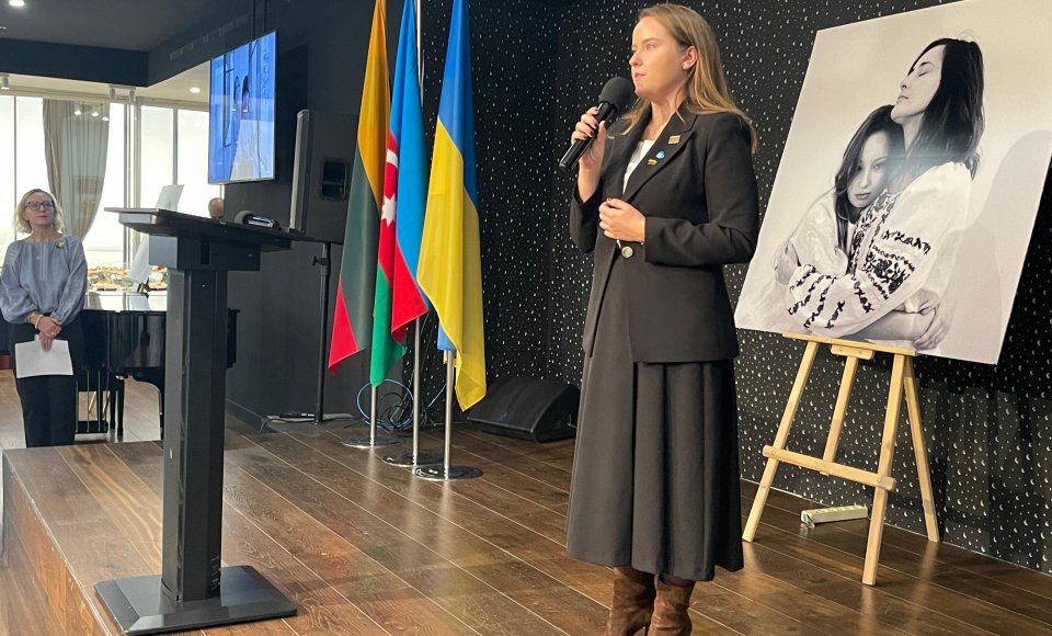 Photo exhibition about war refugees from Ukraine living in Lithuania opens in Baku
